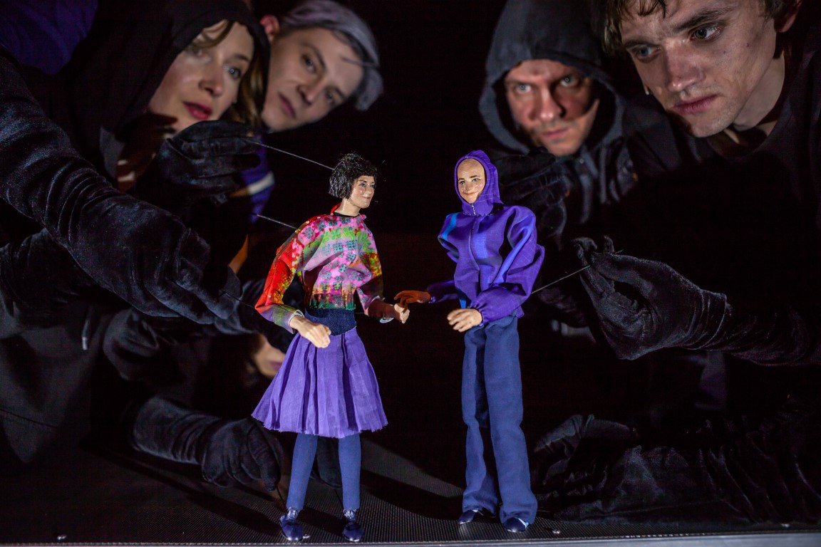 Skats no izrādes "Romeo un "Džuljeta" // Foto – Oļegs Zernovs